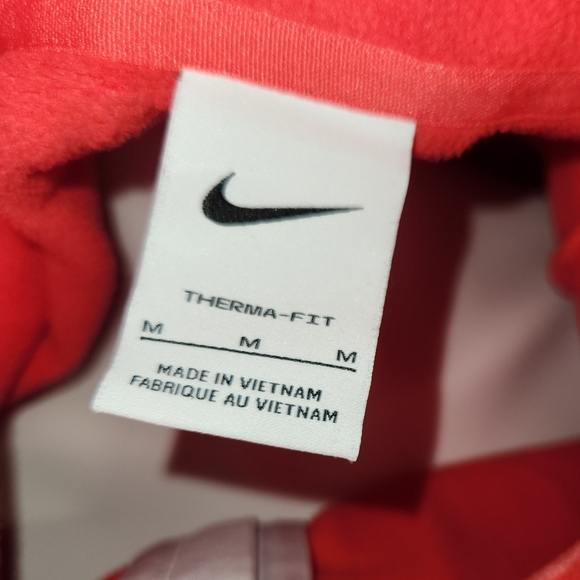 NIKE Therma-Fit 1/2 Zip Women's Pullover Fleece - Picture 6 of 6